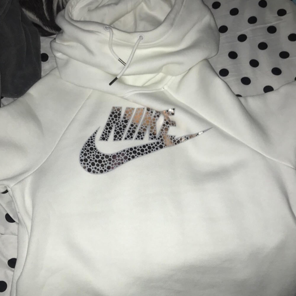 nike hoodie